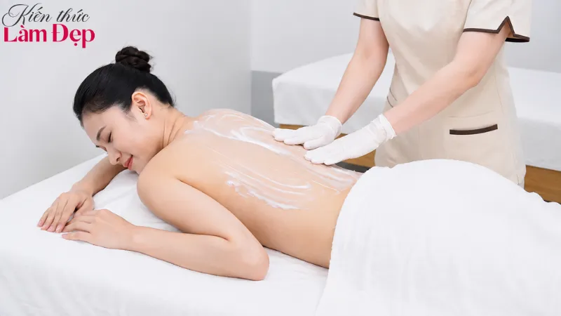 Công Nghệ Tắm Trắng Phủ Pha Lê Siêu Vi Điểm Khác Gì Đắp/Phủ Tinh Chất Thông Thường?